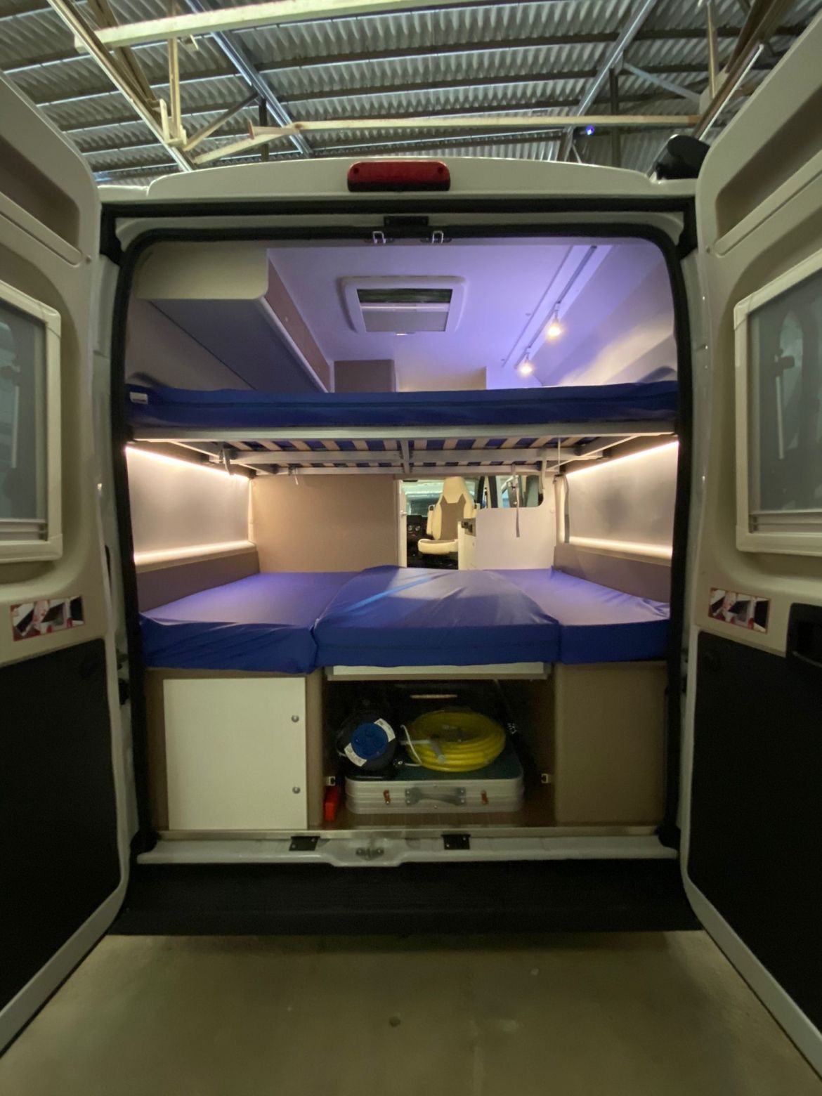 Alquiler-camper-4-1.jpg